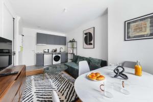 Appartement service 2 Pieces au Coeur du 19e - 4P