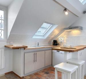 Saint-Germain-des-Pres- Deluxe duplex for 5