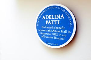 Swansea Coastal City 1 BR Apartment