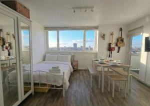 Dreamy Shoreditch Flat w/ Views in Old St (Zone 1)