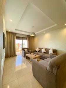 Noraya Home - Secure residence with pool