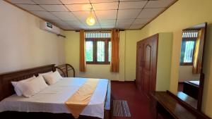William Villa B