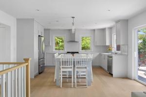 Private Sea House Escape at Whynachts Cove