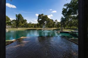 Bentwood Texas Suite 2