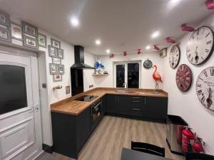 Hatters Holidays - Your Wonderland Escape