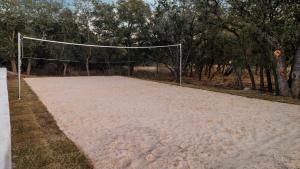 The BIG TEX, Amenity Packed, 2 mi to Frio River