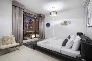 Burj Khalifa and Fountain View 3BR