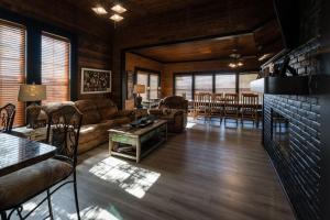 Bentwood Texas Beltz House