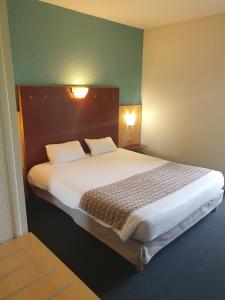 Logis Hotel De La Loire Ancenis - Restaurant Les Bateliers