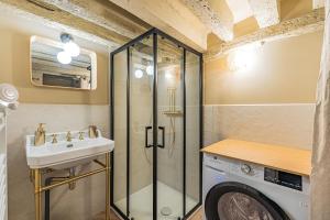 Designer 2 BDR flat 2WC in le Marais