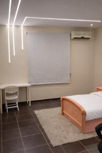 Private Garden Apartment, Modern in Sheikh Zayed