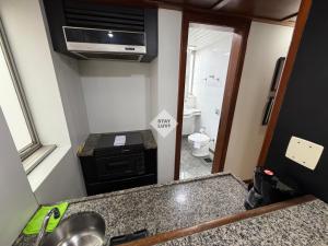 Lindo Studio no coração da Savassi para 3 pessoas