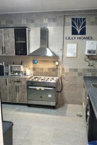 Hyde Park 2BR Luxury Apartment