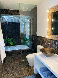Beachfront Villa White Lucia with Infinity Pool - Adults only