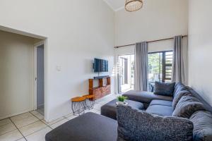 Cozy All-in-One Ocean View Apartment