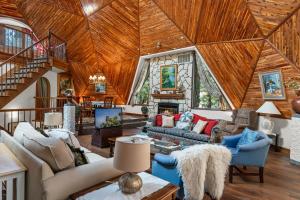 The Dome - Game Room with Bar & Pool Table, Sauna, WiFi