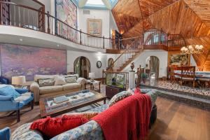 The Dome - Game Room with Bar & Pool Table, Sauna, WiFi