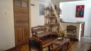 Posada Junco y Capuli