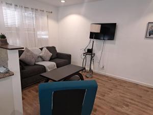 Charming 1 bedroom apt in Beverly Hills