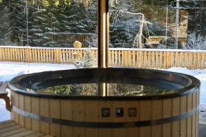 Hanul și Păstrăvăria Țibău