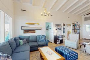 Inviting Oceanfront Home with Sundeck, Private Walkway to Beach & Outdoor Shower