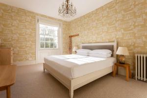 Canonbury Park North II by onefinestay