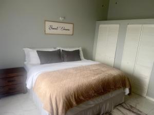 Casa 28 2Bed 2 Bath Townhouse 24Hour Security