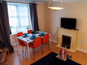 Homely 2Bed Apt Bletchley Milton Keynes Contractors & Vacationers