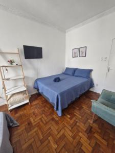 Apto entre copacabana e Ipanema Rainha Elizabeth 186