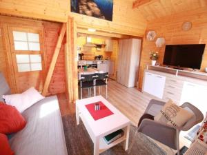 Wunderschönes Blockbohlenhaus am Plauer See