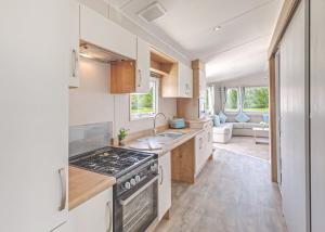 Merryfield And Sandfield