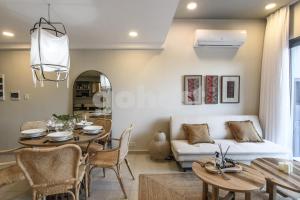 Brand new 2 BR apt in Las Mercedes