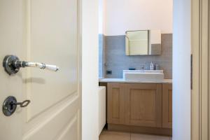 -Quadrilatero- Spacious Loft in the center x 6 - Wi-Fi