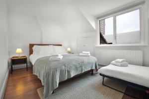 Charming 3-Bedroom Duplex in Notting Hill