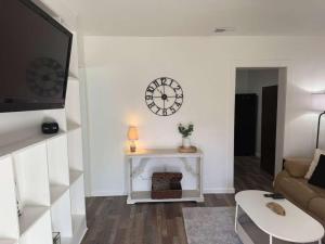 2 bedroom, 1 bath in Downtown Brooksville