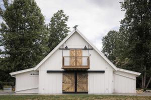 Riverfront Barndominium Incredible Outdoor Space
