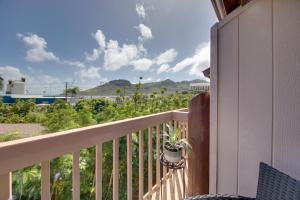 Ocean-View Condo Less Than Half Mile to Kalapaki Beach!