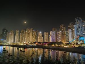 ZAH Luxury Holiday Home at JBR,Dubai