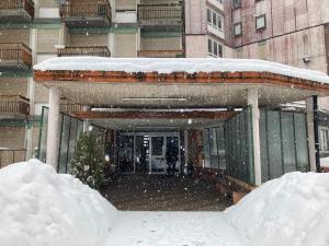 Relax sulla Neve Bilocale panoramico comodo alle piste