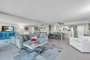 Mansions By The Sea 306A - Premier