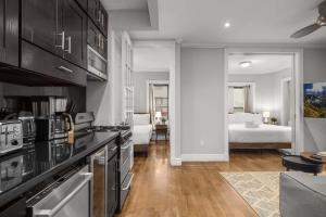 Sleek Lower East Side Retreat