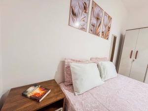 Apto completo perto do centro + ar cond. e vaga