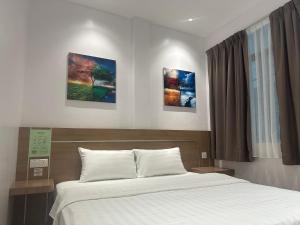 AST Hotel