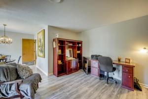 Family Home w Yard - 5 Mi to Jackson State Campus