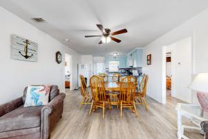 HB58 Caspers Hideaway