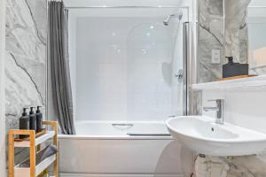 Quiet 1BR Central Hub - Ideal for Professionals