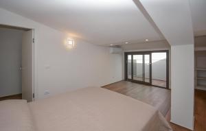 4 Bedroom Awesome Apartment In Kaukana