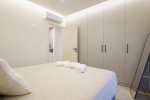 E&Y Luxury Apartment