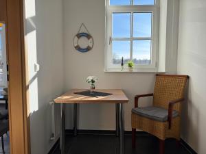 Modernes Hafen-Studio Hannah - Küche, WLAN & Parkplatz