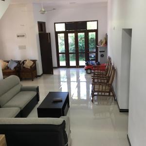 Bosadi Hotel katunayake